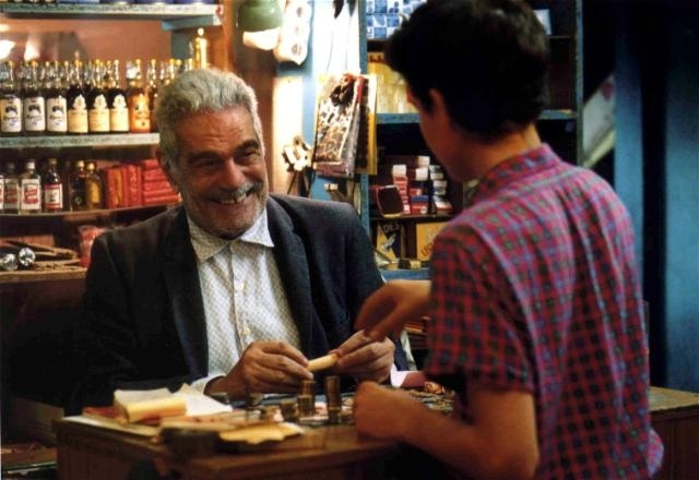 monsieur_ibrahim_et_les_fleurs_du_coran_2002_portrait_w858