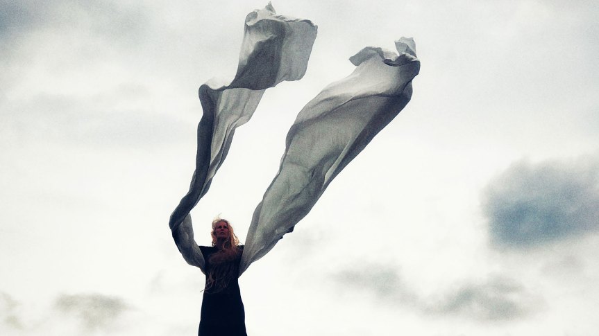 agoradanse-Margie-Gillis-Viriditas-byt-Christopher-Darlington